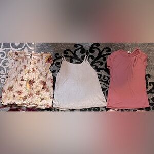 Lot of 3 women’s tops